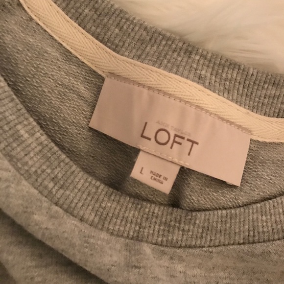 NWOT LOFT gray sweater size large - Picture 7 of 7